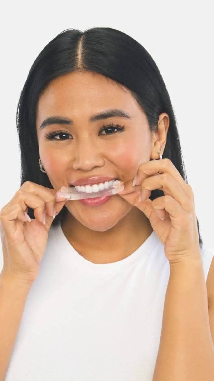 Alt Image Text: Best Whitening Strips For Sensitive Teeth